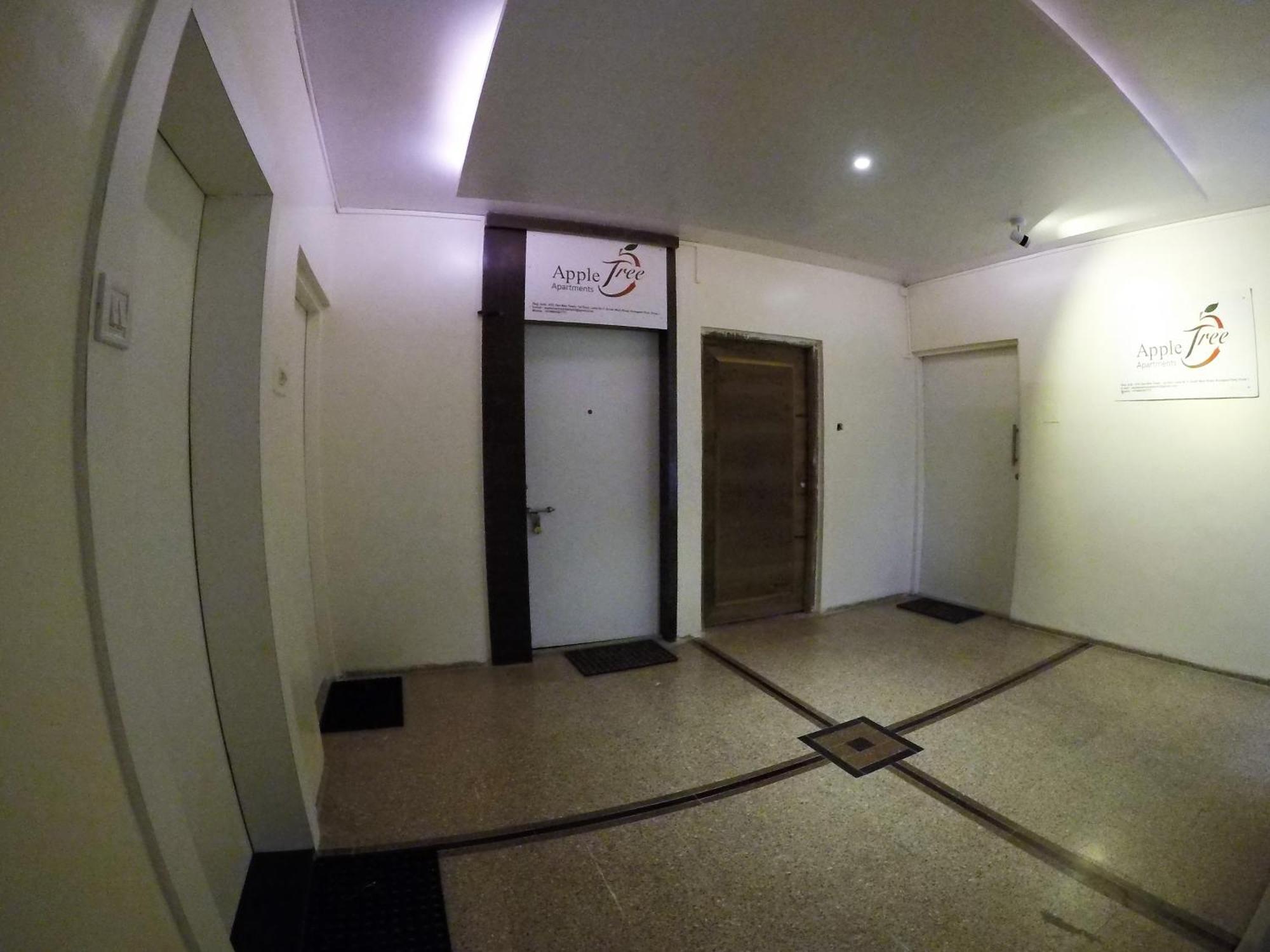 Apple Tree Apartments Koregaon Park Пуна Экстерьер фото